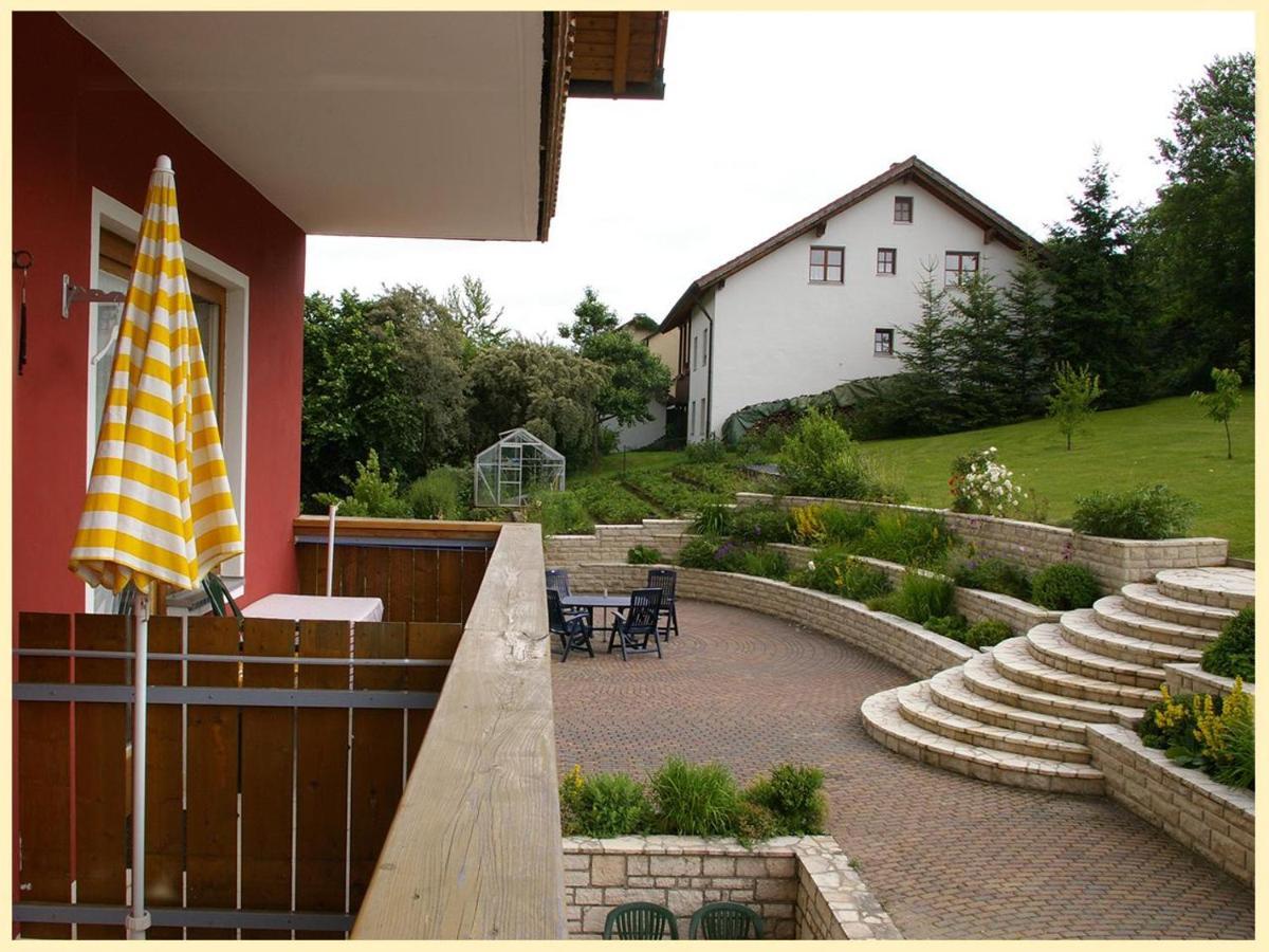 Gastehaus Claudia Bed & Breakfast *